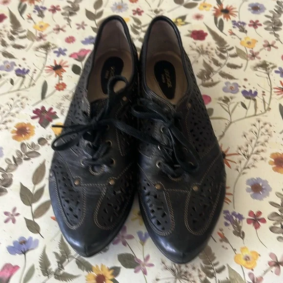 Bocage Paris leather pointed toe lace up rare shoes size 40 - Picture 13 of 13